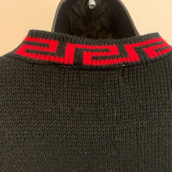 90s Vintage Fox Black and Red Patterned Cardigan - Picture 7 of 8